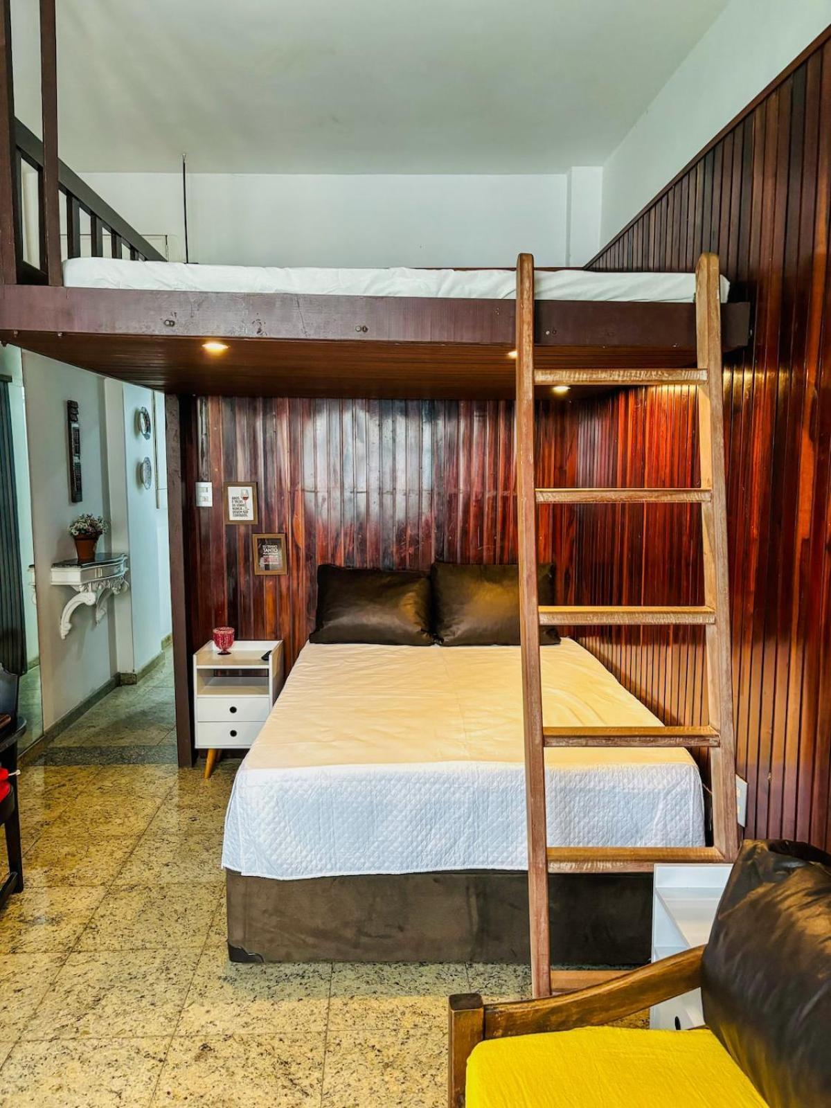 Rustico Na Orla Do Leme Apartamento